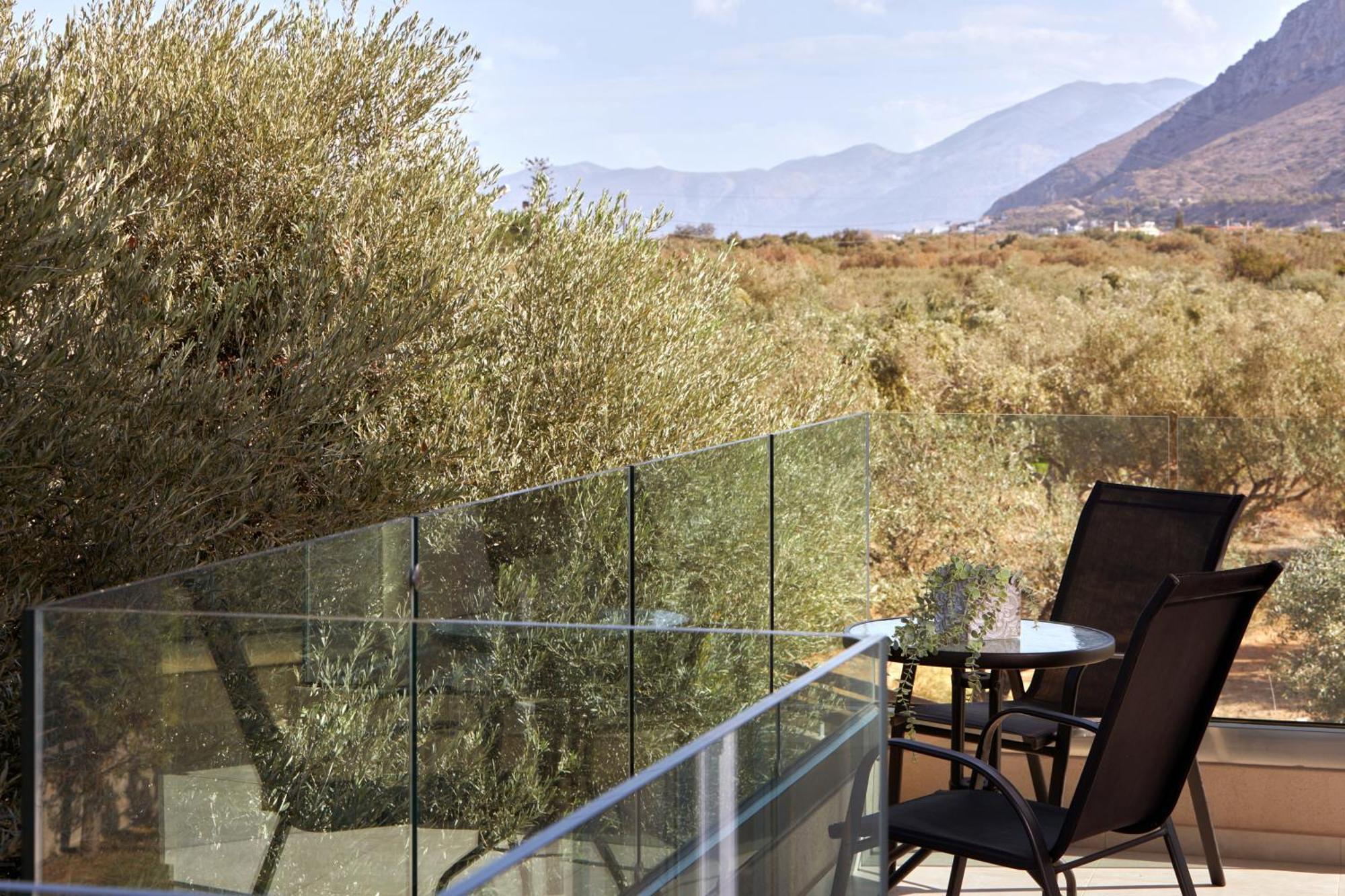 Villa Santa Barbara Hersonisos 헐소니소스 외부 사진