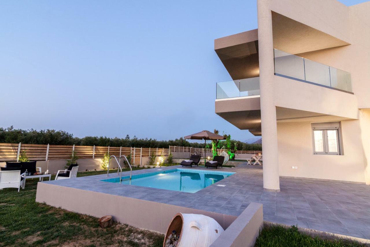 Villa Santa Barbara Hersonisos 헐소니소스 외부 사진